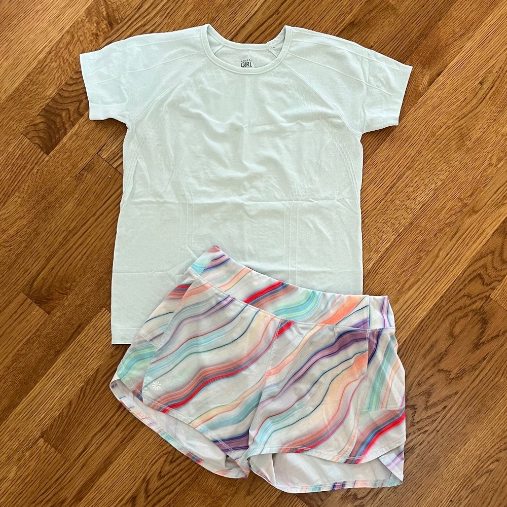 Athleta Girls Mint Short Sleeve Active Top & Record Breaker Short L/12
